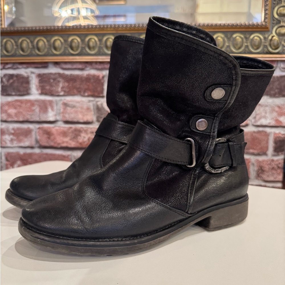 Womens BareTraps Black Moto Biker Boots with Buckle Detail, Cozy Chunky Boots